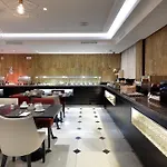 يوروستار كونكويستادور فندق