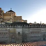 يوروستار كونكويستادور فندق