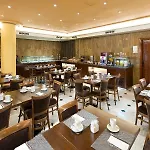 يوروستار كونكويستادور فندق