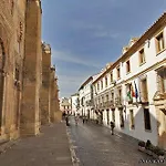 يوروستار كونكويستادور 4*