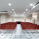 يوروستار كونكويستادور فندق