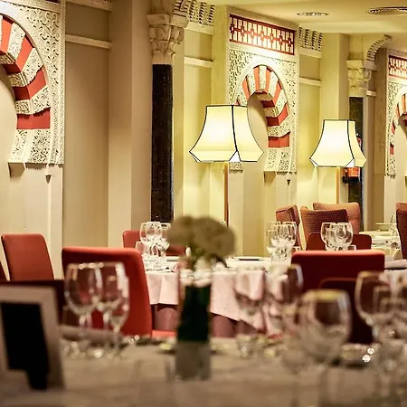 Eurostars Conquistador Отель